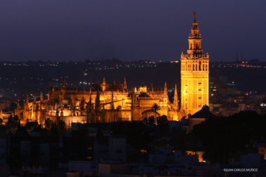 Catedral de noche - ©Juan Carlos Muñoz